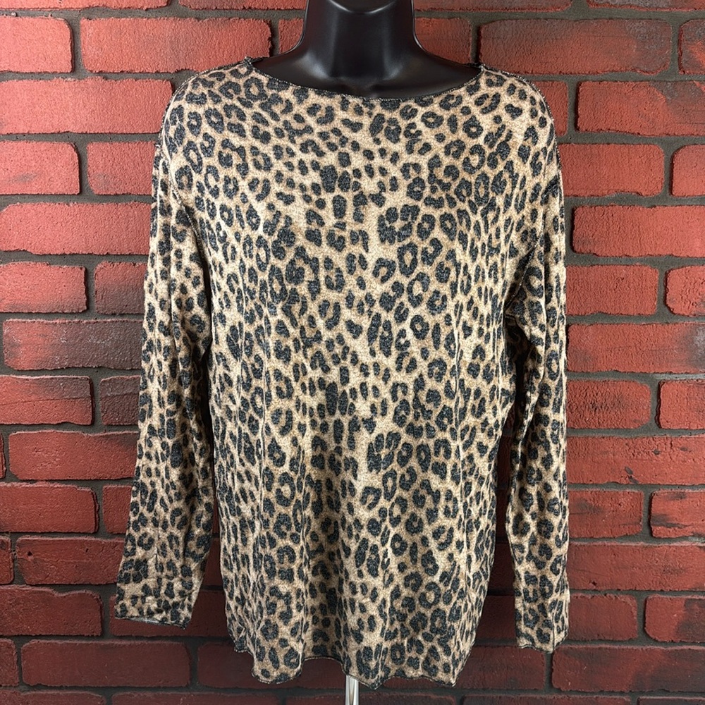 Zara Shirt Womans Small Animal Print‎ Long Sleeve